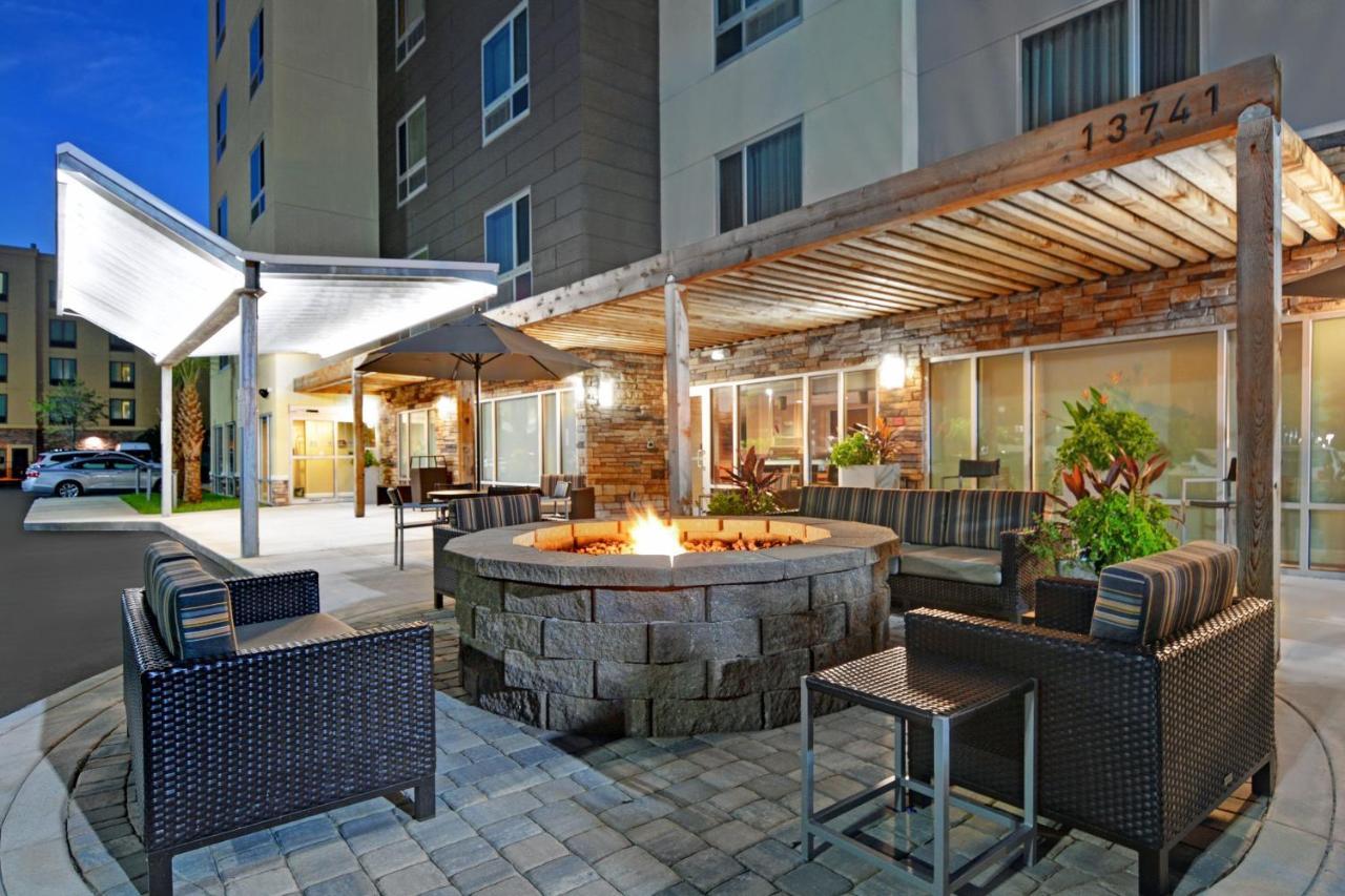 Towneplace Suites By Marriott Jacksonville East Exterior foto
