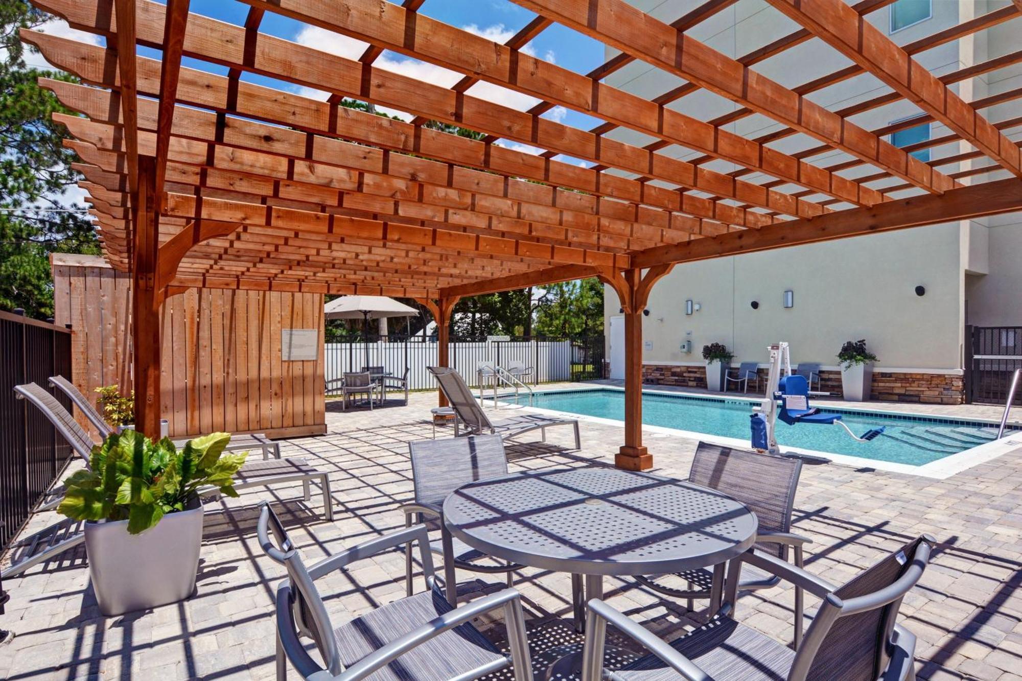 Towneplace Suites By Marriott Jacksonville East Exterior foto